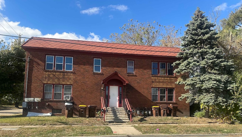 1125 9th St, Rockford, IL 61104 - photo 1