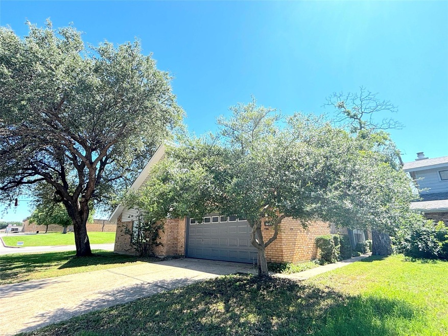 3010 Carolyn Ct, Bedford, TX 76021 - photo 1