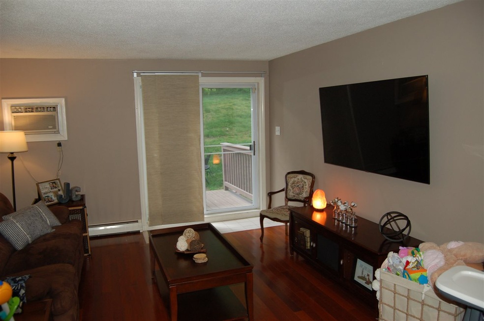 44 Shelburne Rd, Merrimack, NH 03054 - photo 1