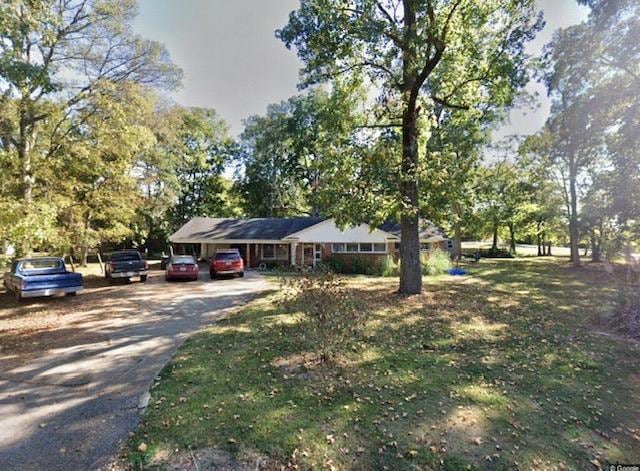 3507 Sherwood Dr, Greenville, MS 38703 - photo 1