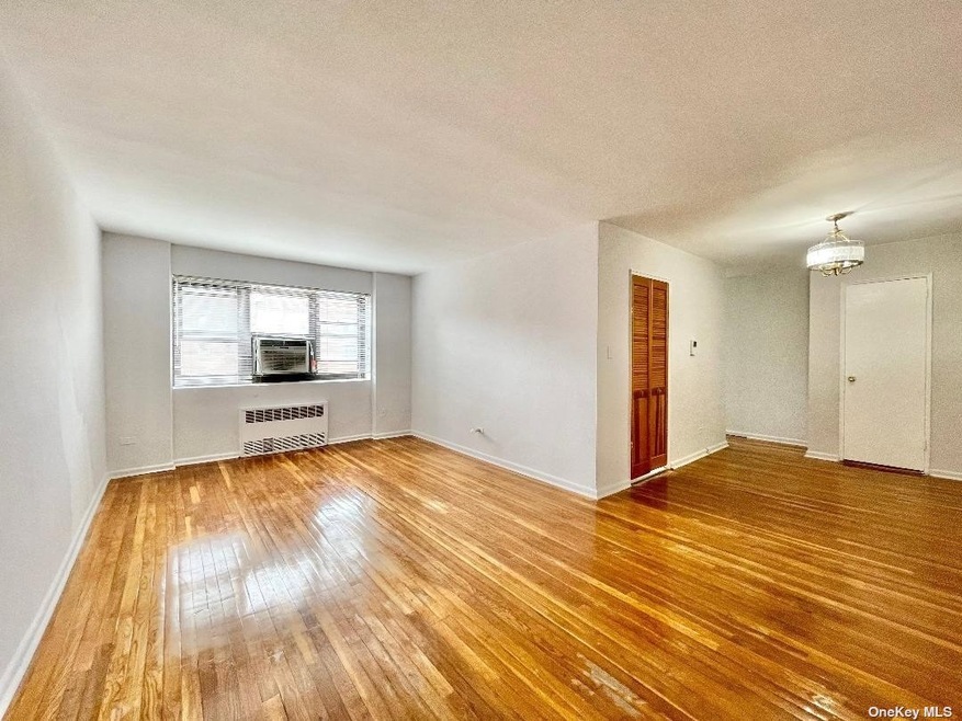 140-21 31st Rd unit 5, Flushing, NY 11354 - photo 1