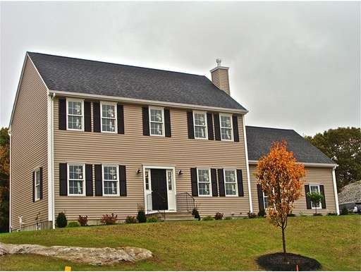 8 Sycamore Ln, Blackstone, MA 01504 - photo 1