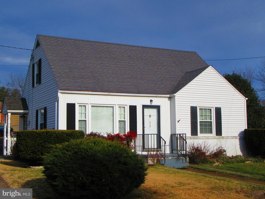 315 Jefferson St, Orange, VA 22960 - photo 1