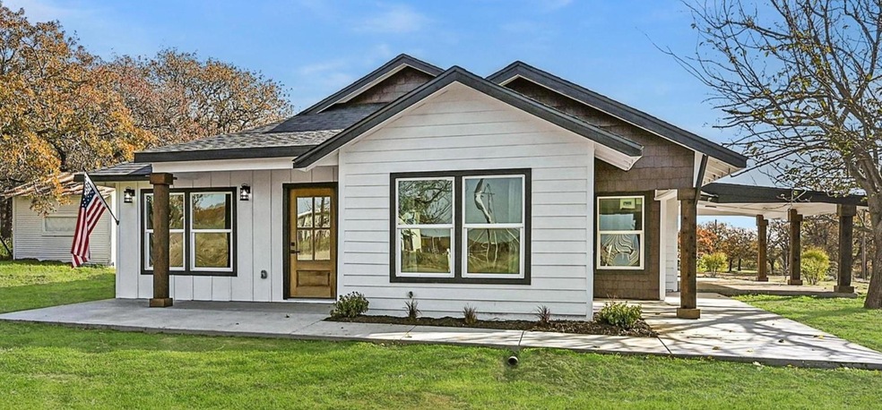 8610 Lavender Rd, Springtown, TX 76082 - photo 1