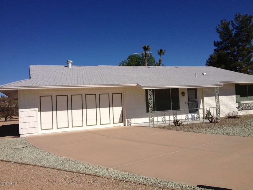 17615 N Hitching Post Dr, Sun City, AZ 85373 - photo 1