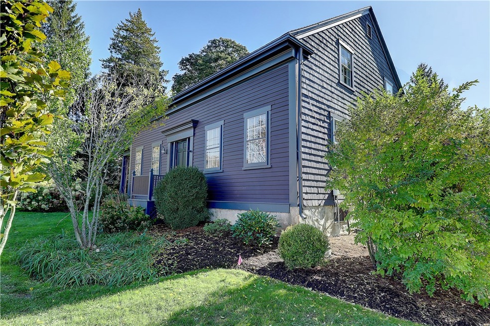 10 Rumstick Rd, Barrington, RI 02806 - photo 1