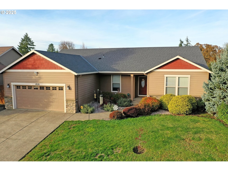 1020 E 4th St, Yamhill, OR 97148 - photo 1