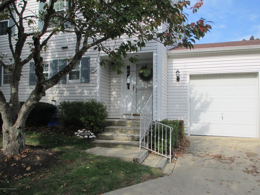 20 Apple Front Entrance