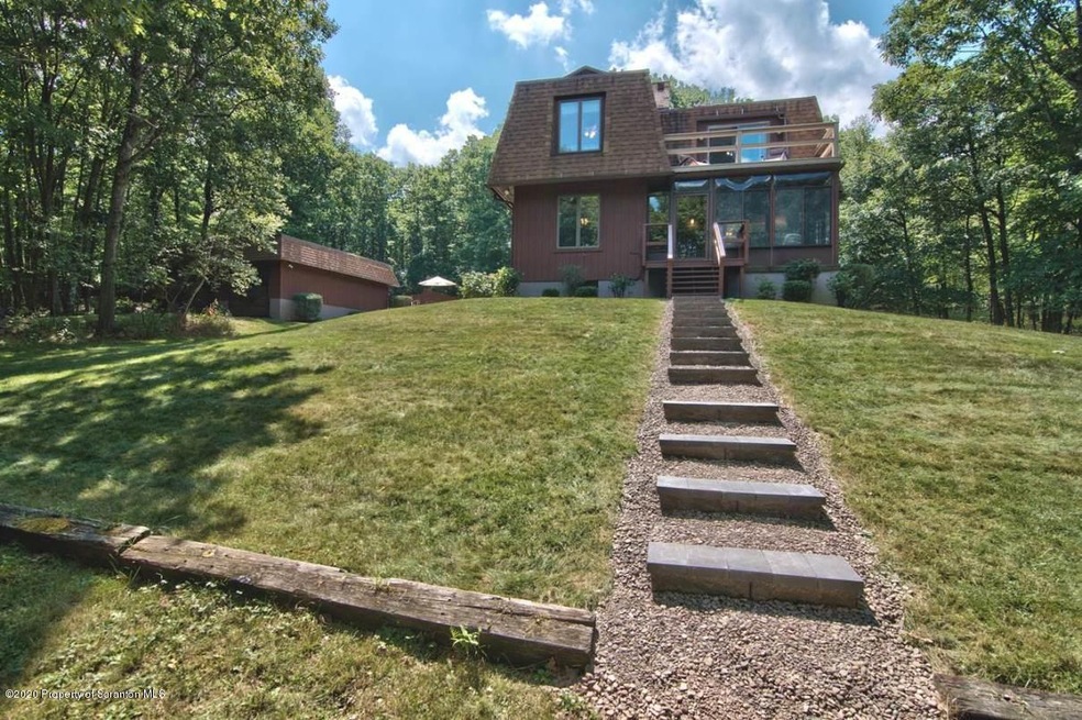 536 Forest Ln, Archbald, PA 18403 - photo 1