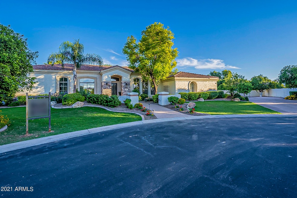 3555 E Jasmine Cir unit I, Mesa, AZ 85213 - photo 1