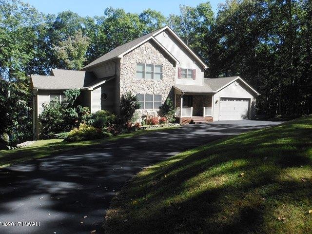 813 Blackbirch Ct, Blooming Grove Township, PA 18428 - photo 1