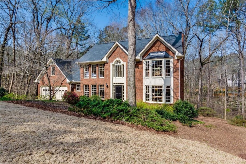 Two story Traditional with basement in Chimney Lak