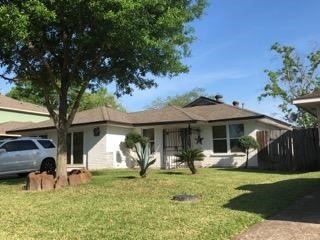 1214 Progreso Dr, Houston, TX 77038 - photo 1