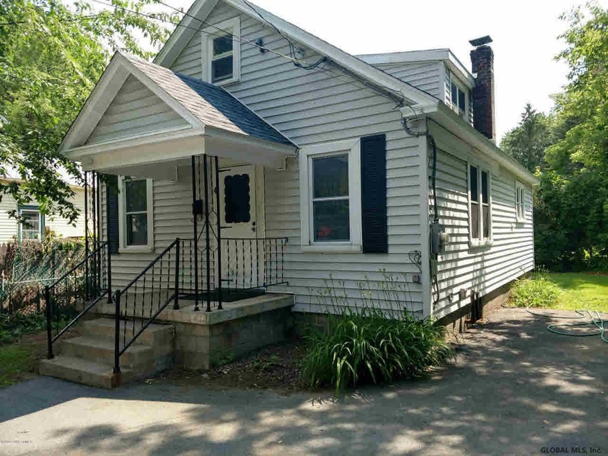 4 Bleeker St, Corinth, NY 12822 - photo 1