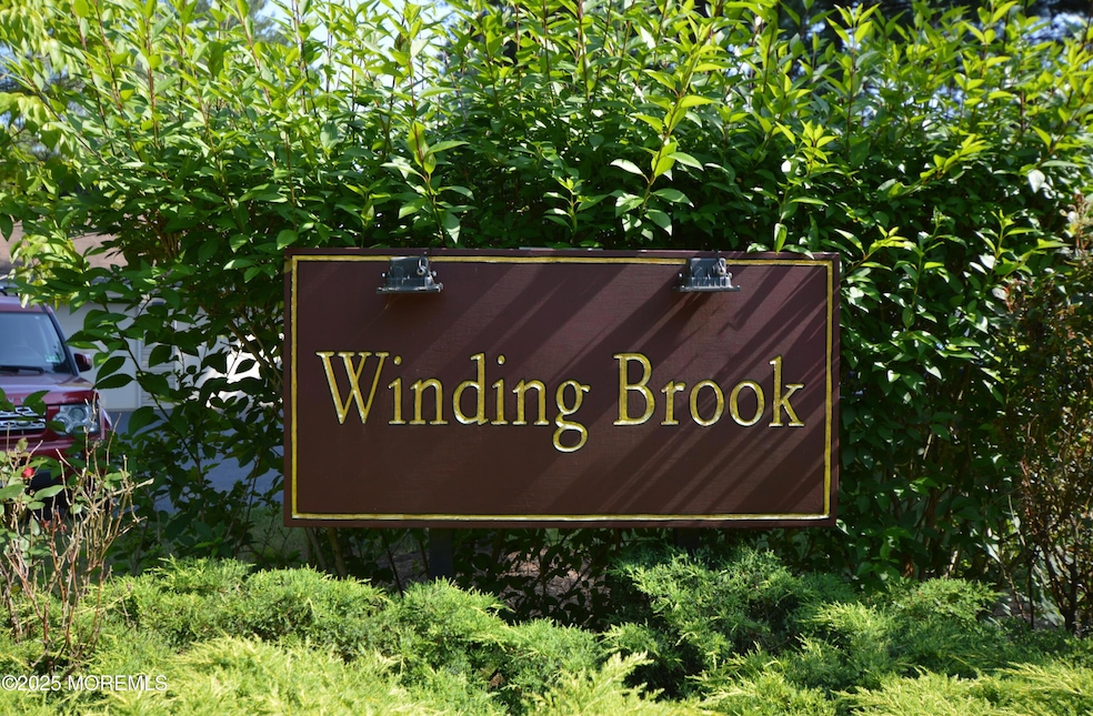 WELCOME TO HIGHLY DESIRED WINDING BROOK