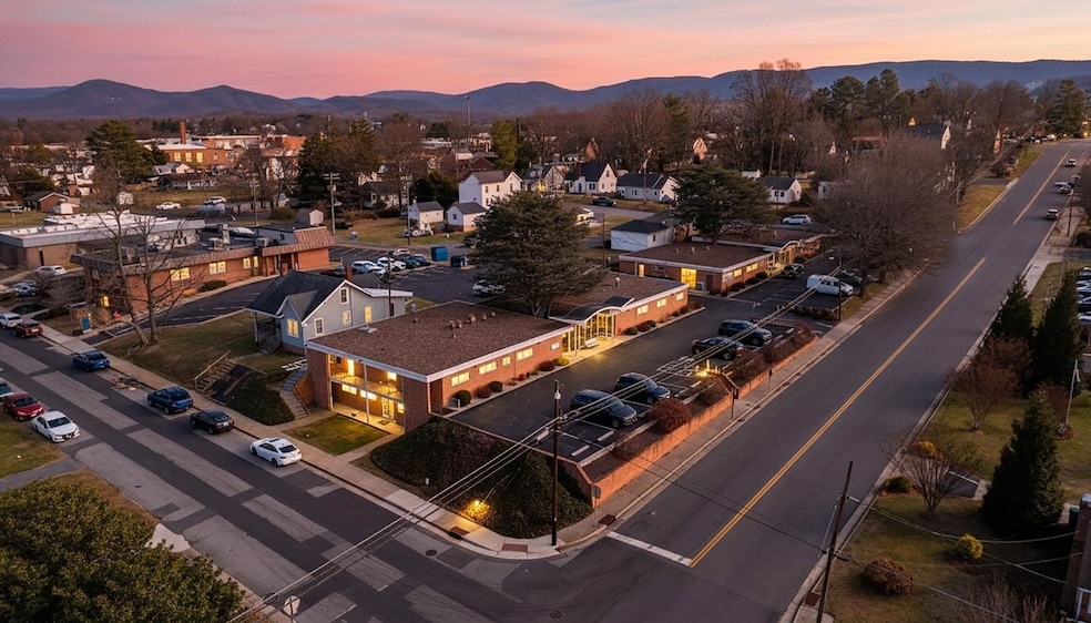 1305 13th St, Waynesboro, VA 22980 - photo 1