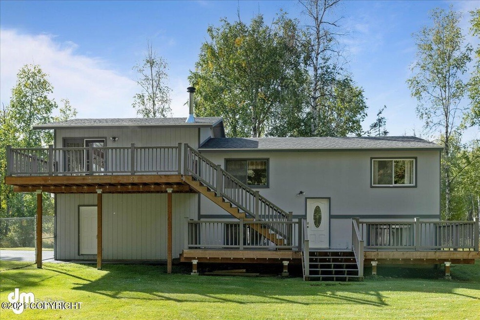 45-Exterior-ELKO0229