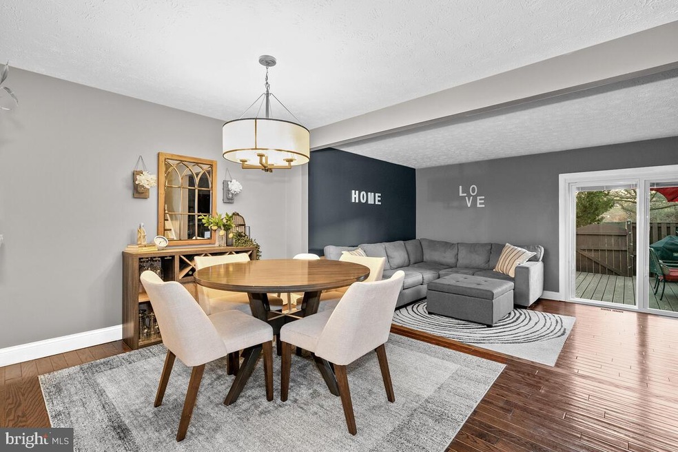 12514 Willow Spring Cir, Germantown, MD 20874 - photo 1