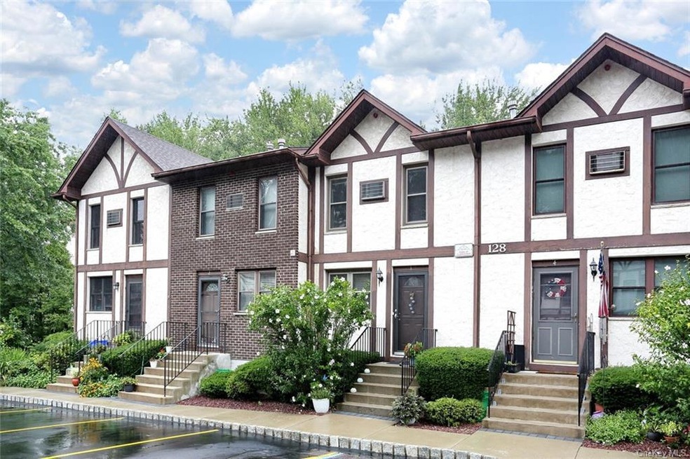 128 N Route 303 unit 3, Congers, NY 10920 - photo 1