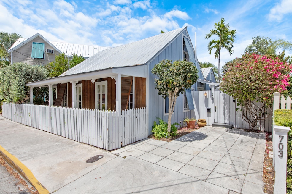 703 Elizabeth St, Key West, FL 33040 - photo 1