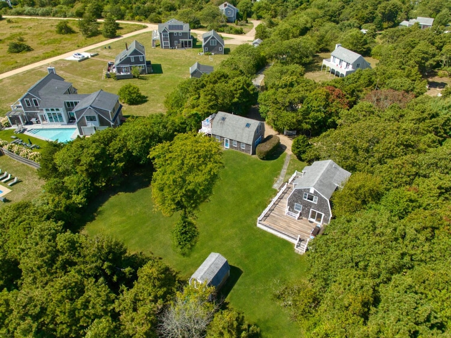 19 Katama Dr, Edgartown, MA 02539 - photo 1