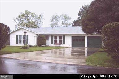 2129 Boxwood Cir, Bryans Road, MD 20616 - photo 1