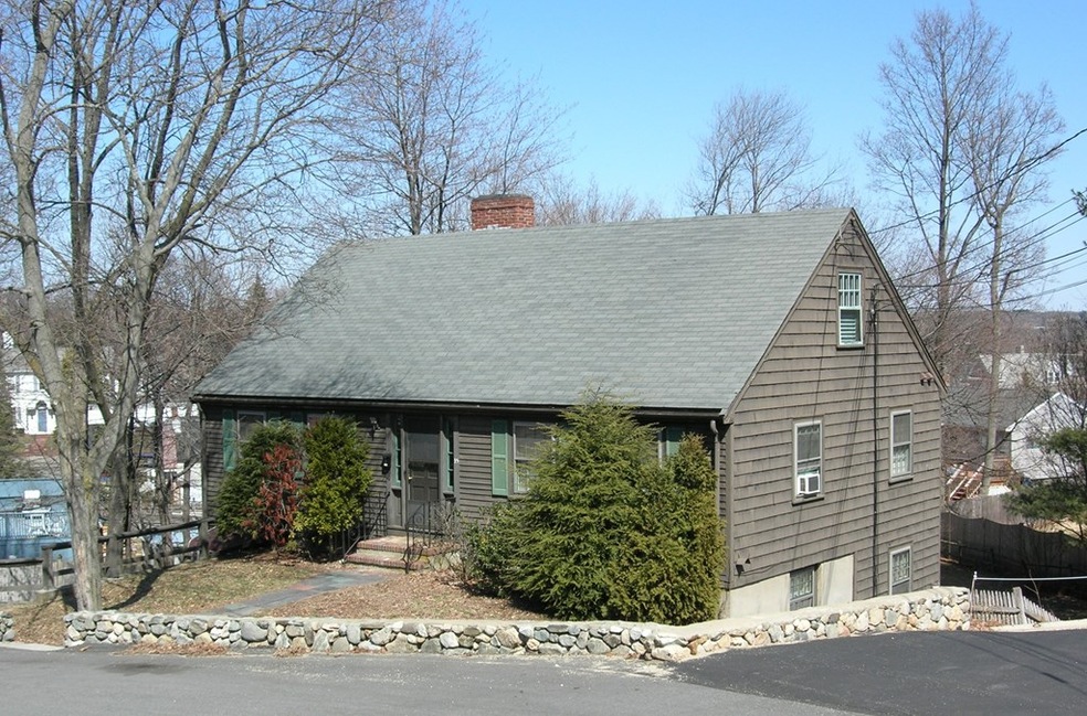 15 Parkview Rd, Woburn, MA 01801 - photo 1