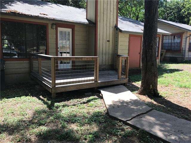 1104 Academy St, San Marcos, TX 78666 - photo 1