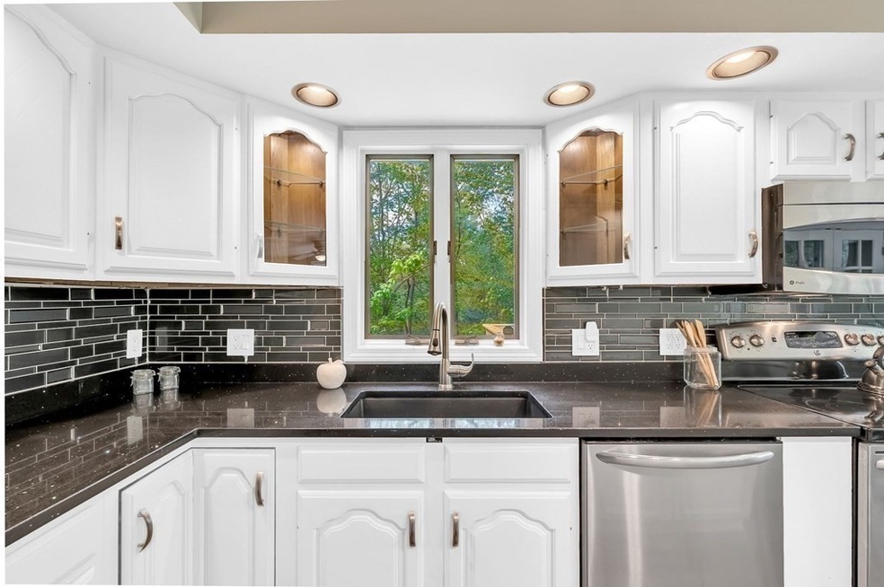 516 Old Wales Rd, Monson, MA 01057 - photo 1