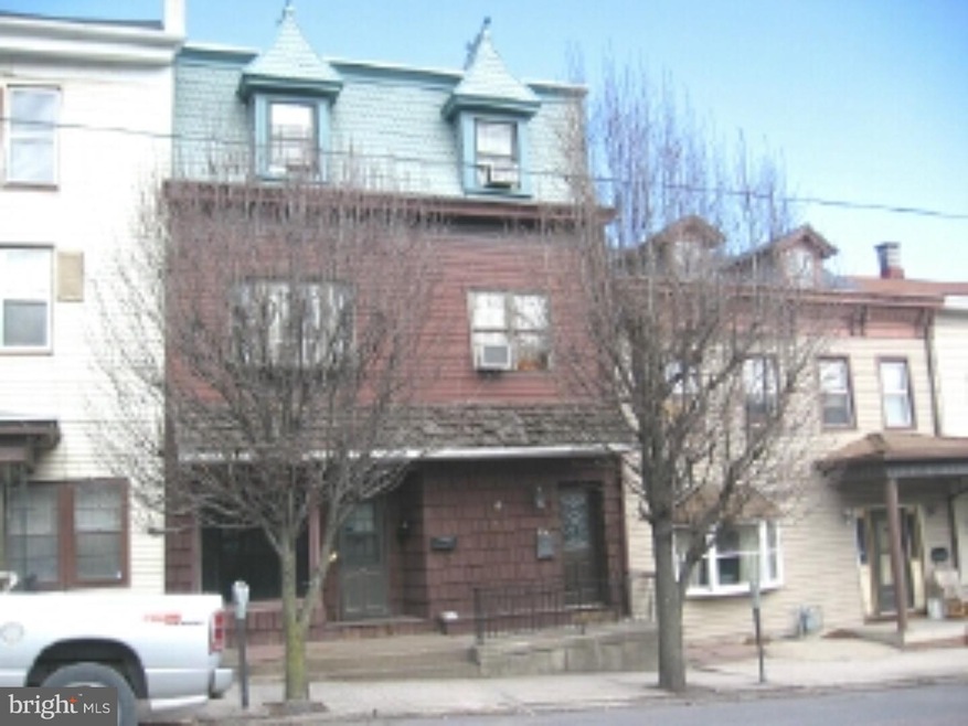 1121 Centre St, Ashland, PA 17921 - photo 1