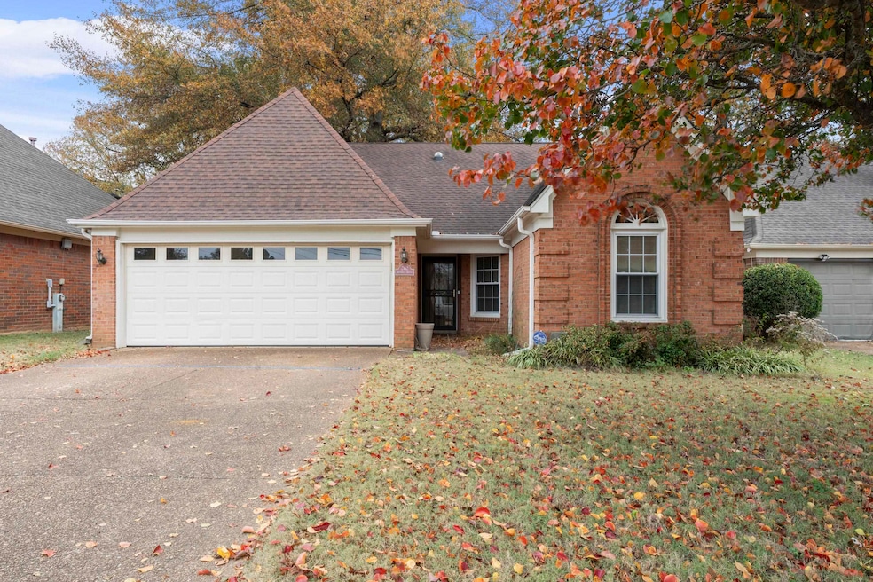 262 Bendigo Dr, Cordova, TN 38018 - photo 1