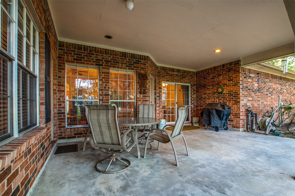 2410 Hickory Hollow Ln, Spring, TX 77386 - photo 1