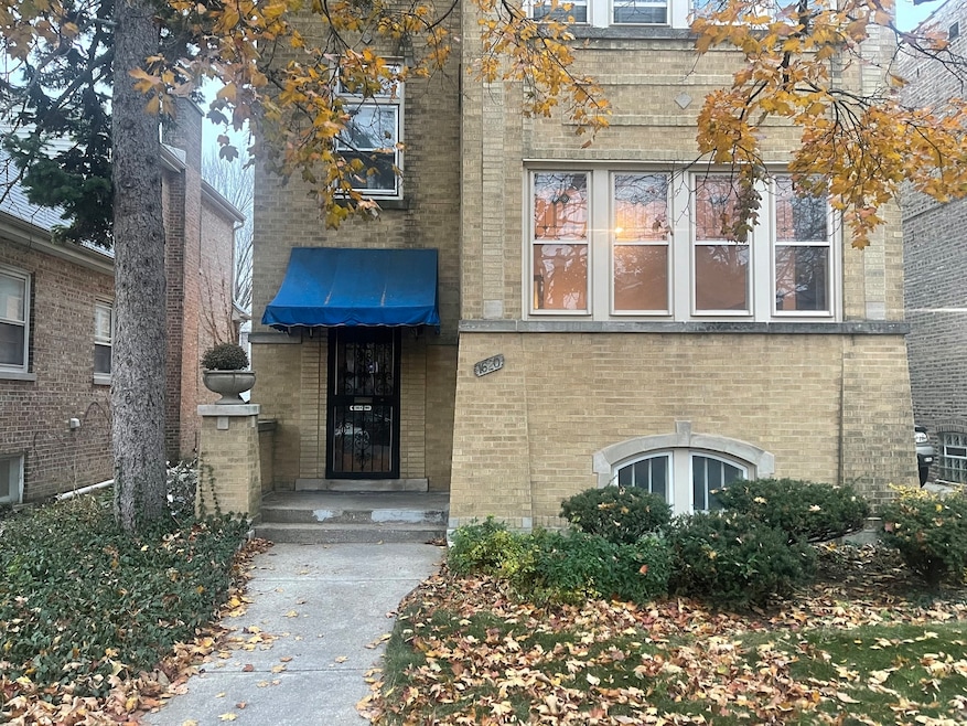1620 Euclid Ave unit 1, Berwyn, IL 60402 - photo 1