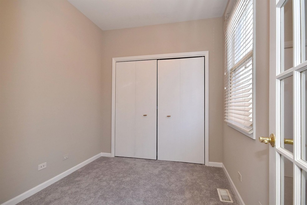 221 N Oak St, Elmhurst, IL 60126 - photo 1