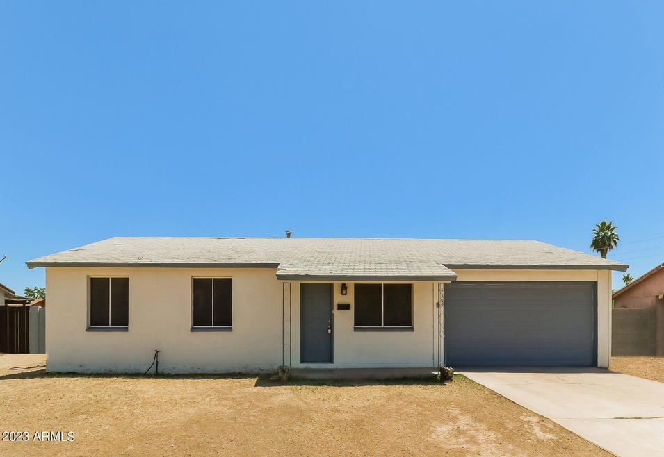 4309 N 72nd Ln, Phoenix, AZ 85033 - photo 1