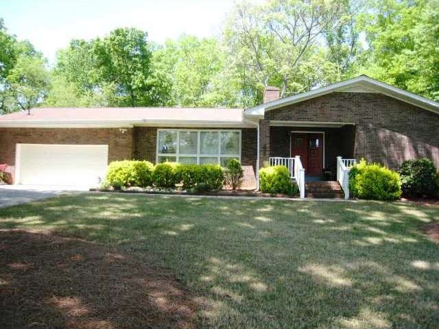 Exterior Front. Don t let this exterior fool you. 