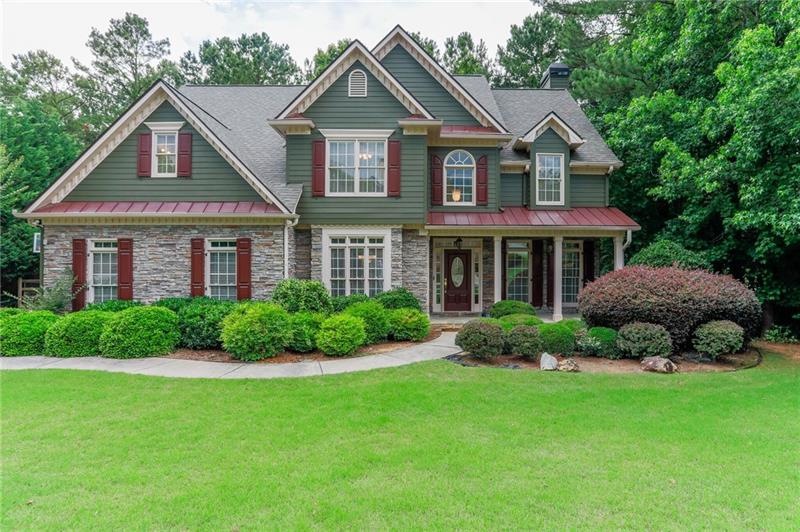 Beautiful move-in ready home on a picturesque 3/4 