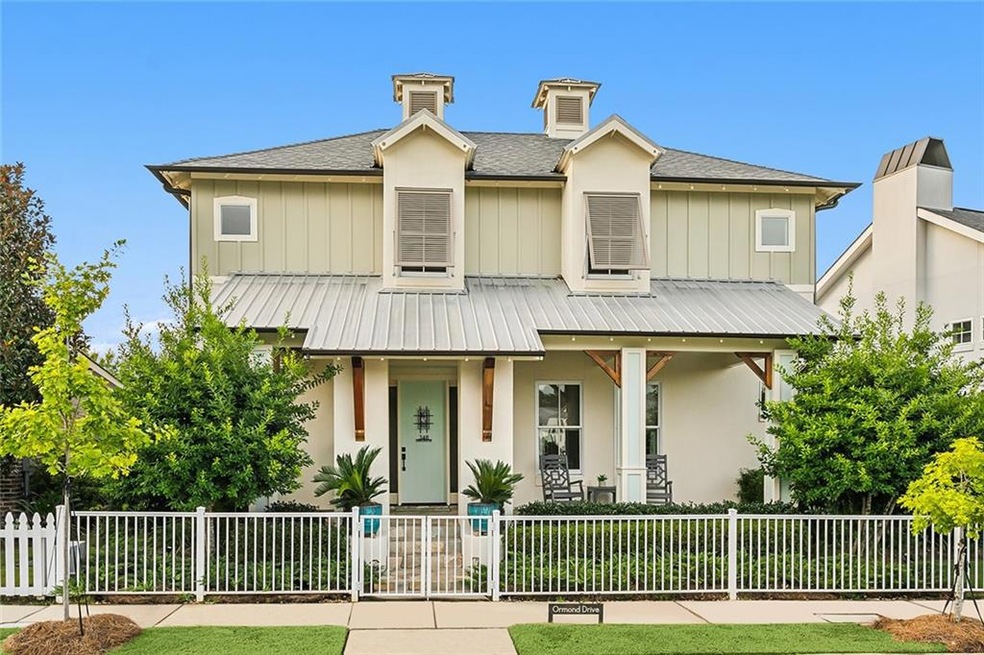 Welcome to 348 Ormond in TerraBella. Beautifully r
