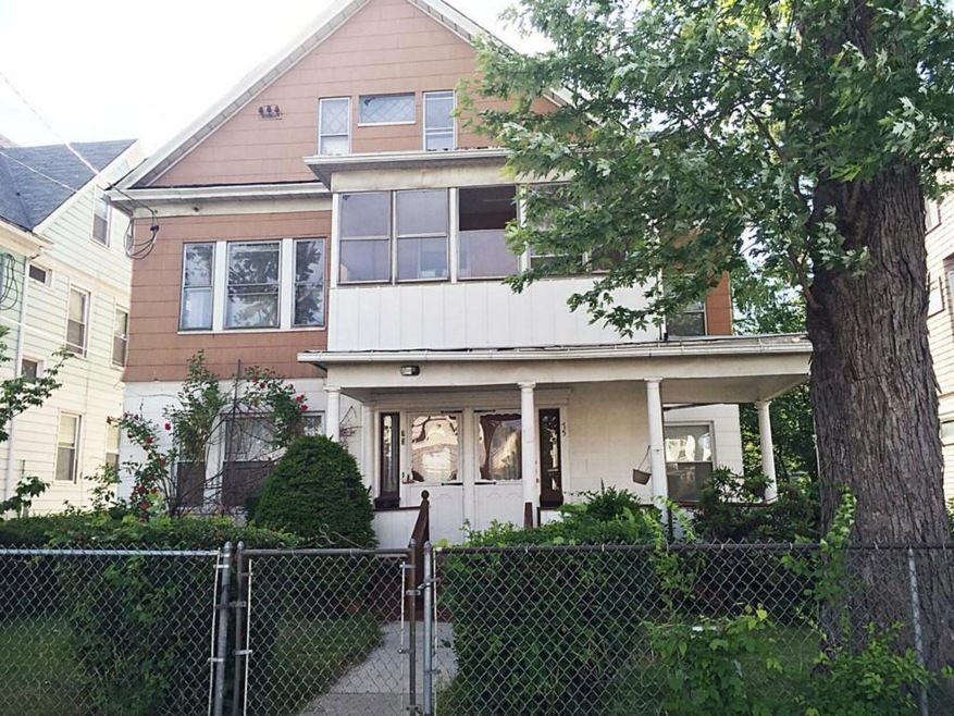 73 Edgewood St unit 75, Hartford, CT 06112 - photo 1