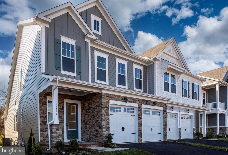 18274 Moss Garden Rd, Dumfries, VA 22026 - photo 1