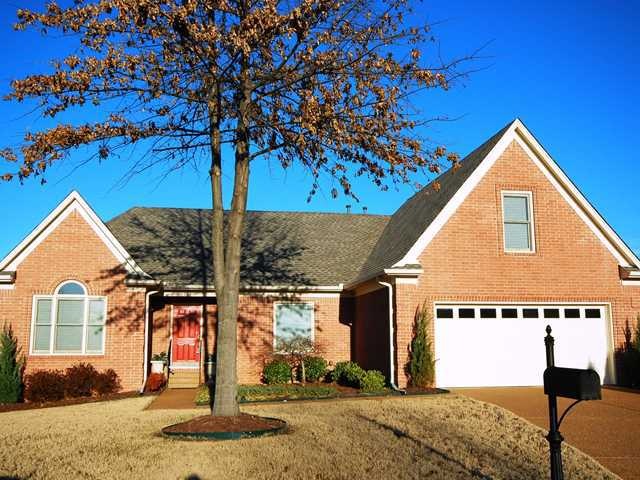 Beautiful brick home in Berryhill Farms