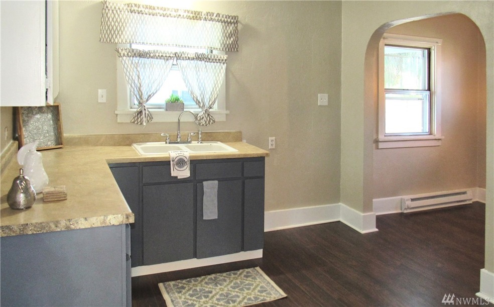 166 16th Ave, Longview, WA 98632 - photo 1