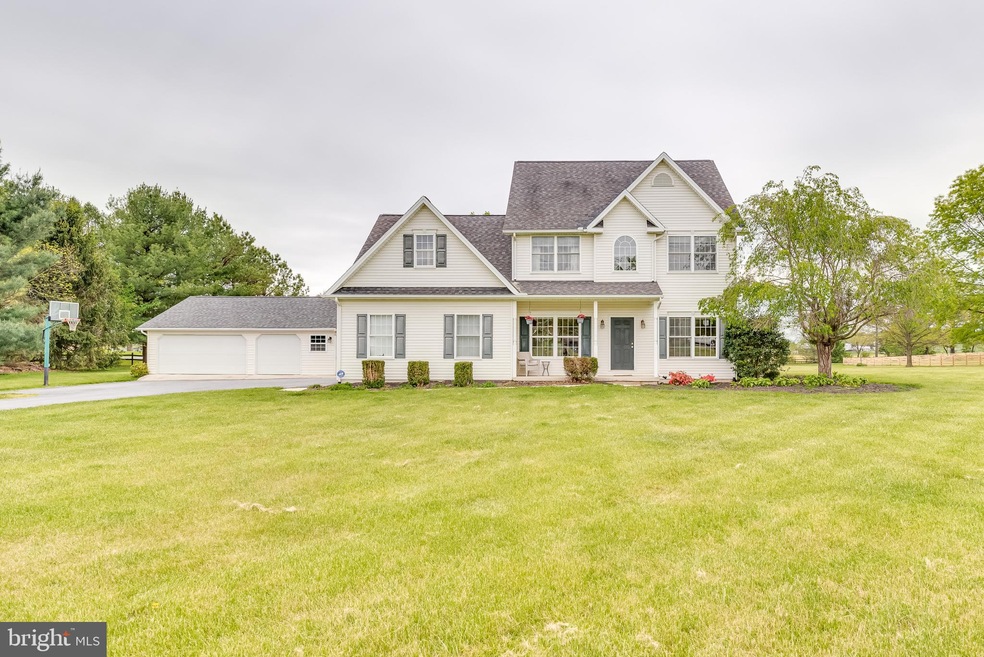 23 Quaint Swan Dale Dr, Martinsburg, WV 25404 - photo 1