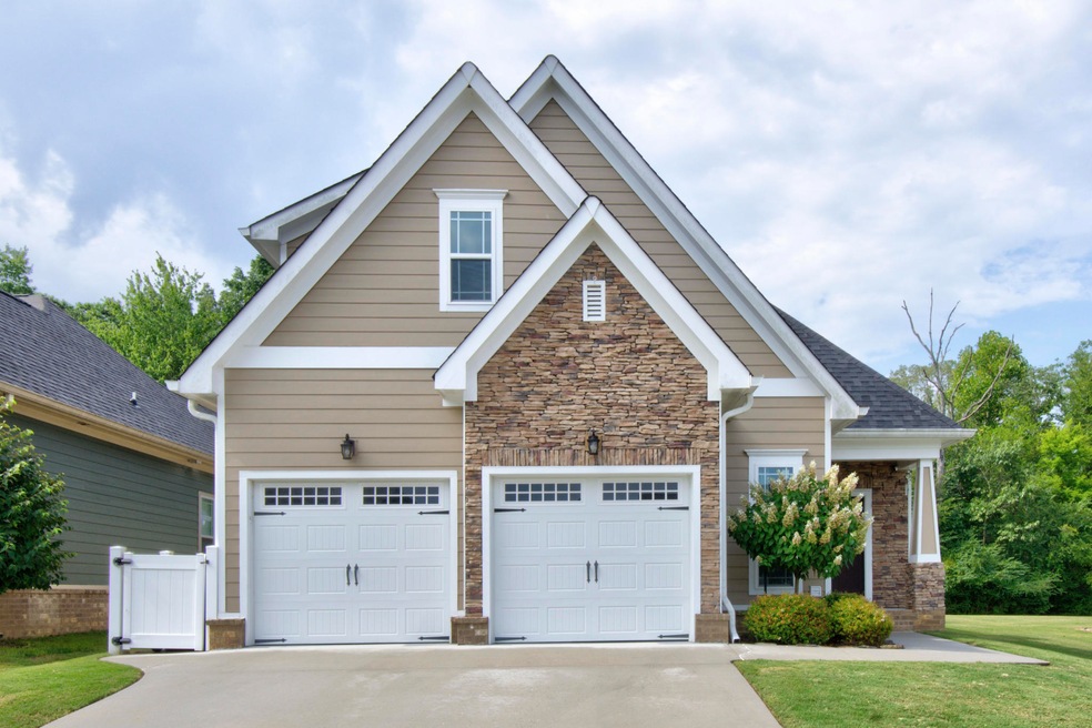 8364 Deer Run Cir ext & area 4