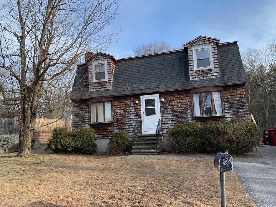 142 Acropolis Rd, Lowell, MA 01854 - photo 1