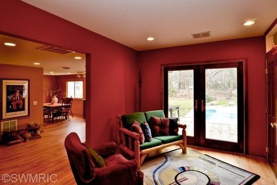 5985 Trail End Rd, Three Oaks, MI 49128 - photo 1