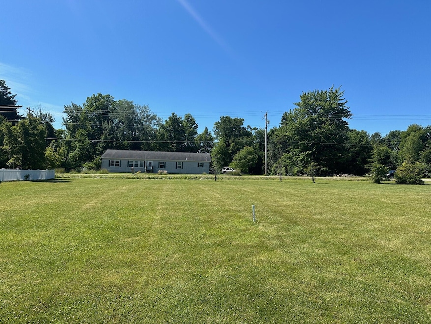 47 Diamond Point Ln, New Buffalo, MI 49117 - photo 1