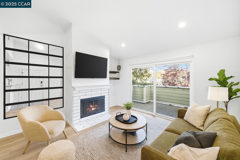 130 Reflections Dr unit 28, San Ramon, CA 94583 - photo 1