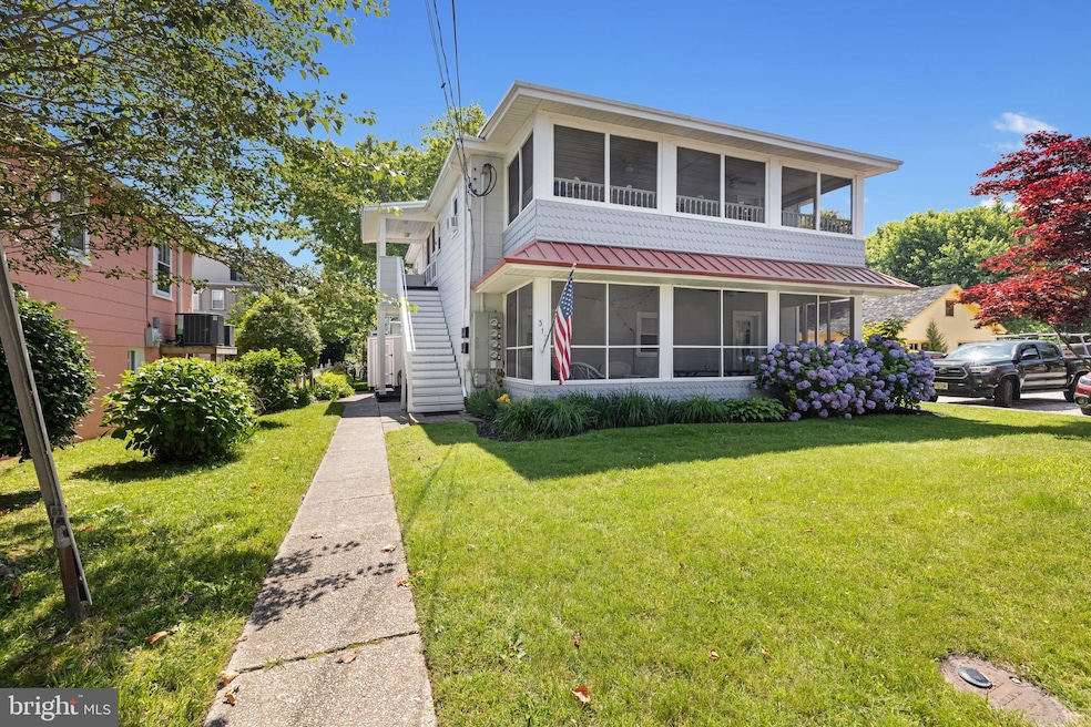 Sold $750,000 • Co-Listing Agent