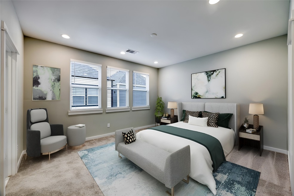 8446 Berry Green Ln, Houston, TX 77022 - photo 1